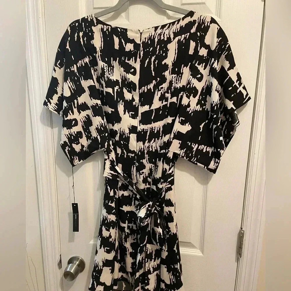 BCBG mini dress - Picture 5 of 7